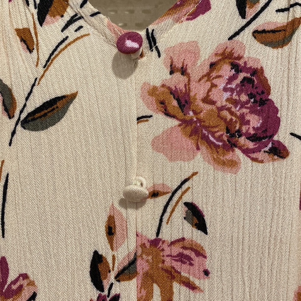 Floral boho top size x-small - Picture 5 of 13